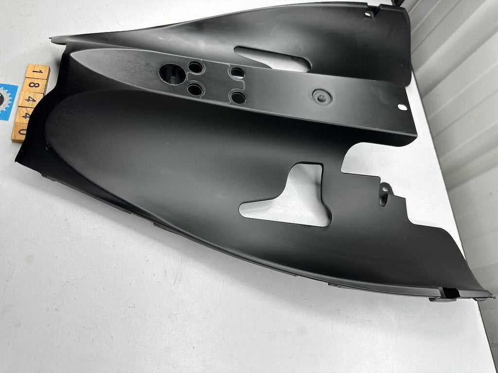 Yamaha YZF-R1 R1 Rear Fender 2004-06 - 5VY-21611 OEM