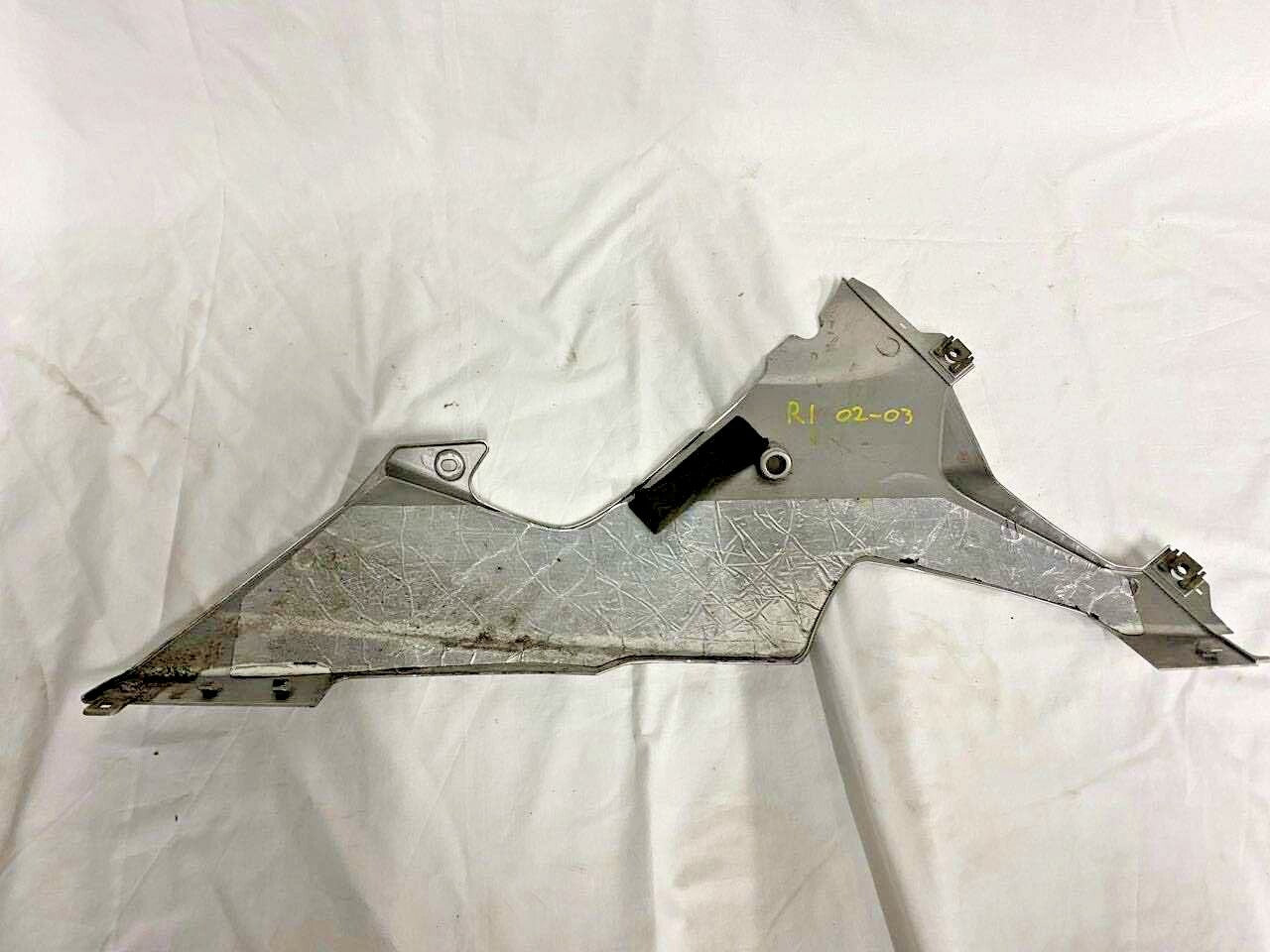 Yamaha R1 YZF 02-03 Cover Under Cowling 5PW-Y2808 Silver