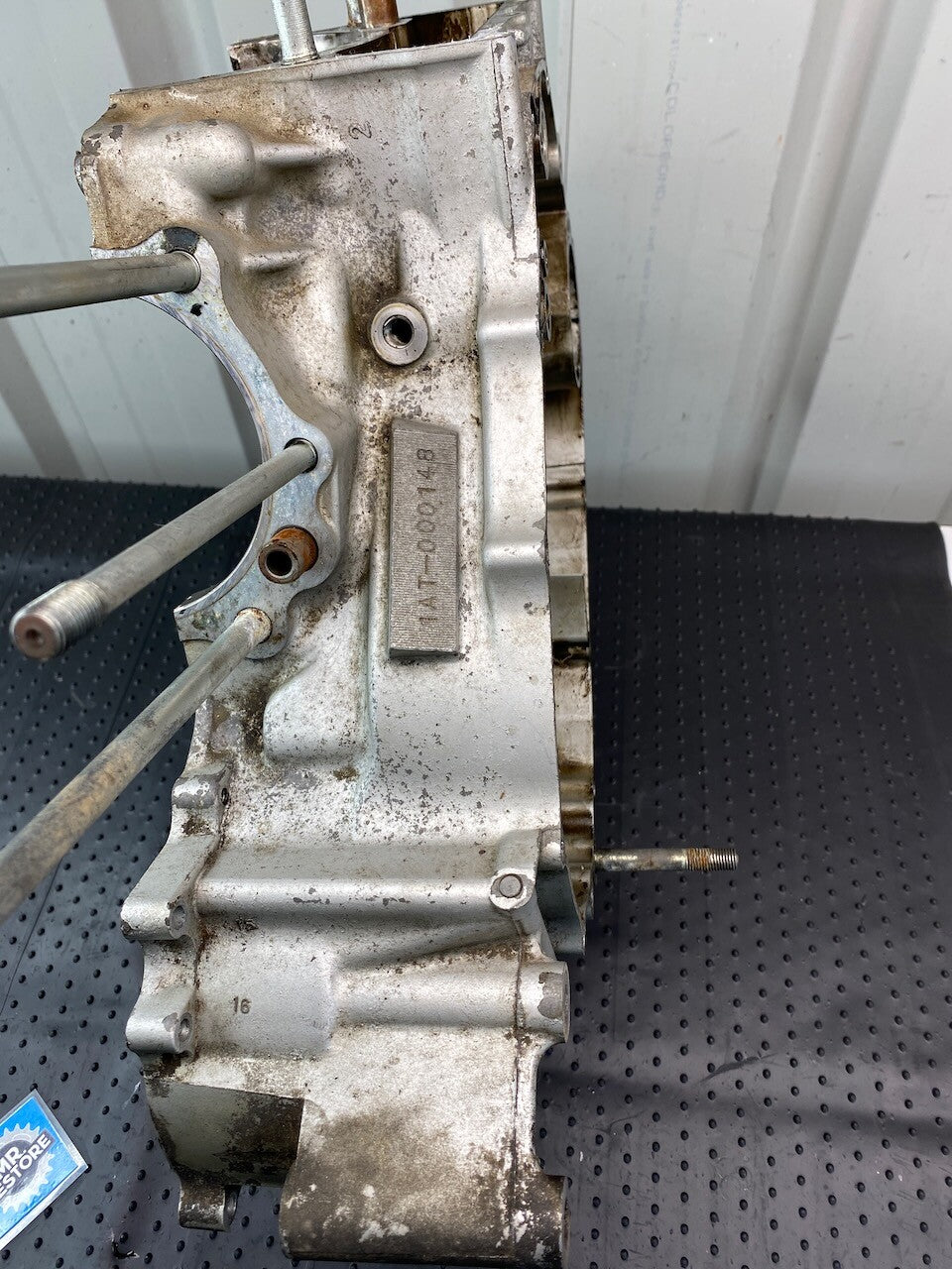 Yamaha XV1000 XV1100 Right Crankcase Assy. 42H-15100-02