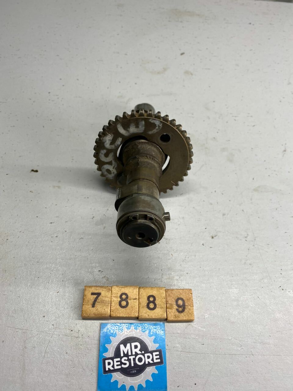 Honda CM250N Camshaft