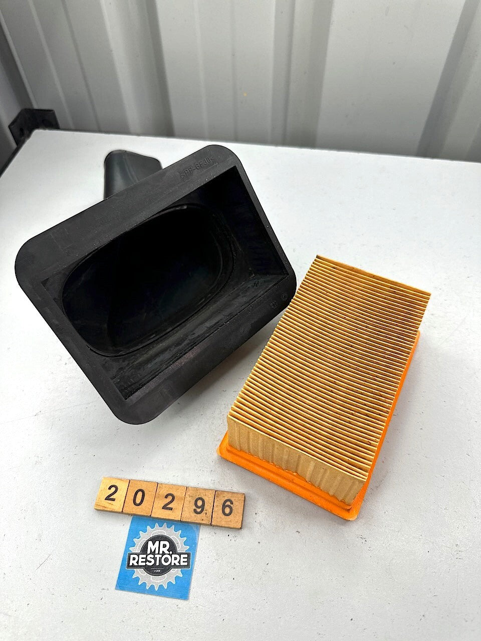 BMW F800S Air Intake Filter Holder & Clips