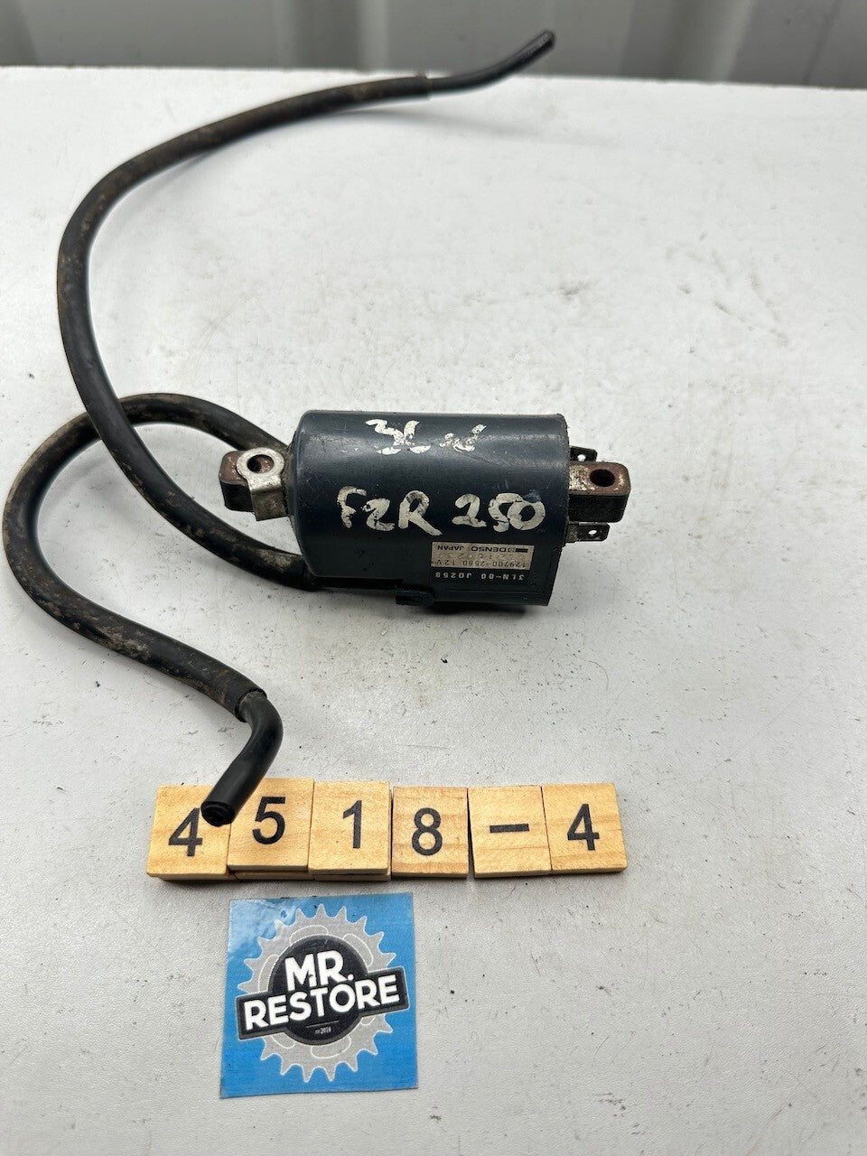 Yamaha FZR250 3LN Ignition Coil Genuine OEM 3LN-00 J0258 - Cylinders 1 &4
