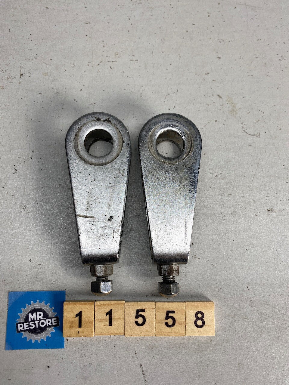 Suzuki GSX400 GSX250 GS450 GS500 GS550 Chain Adjusters (Pair) 61410-47200