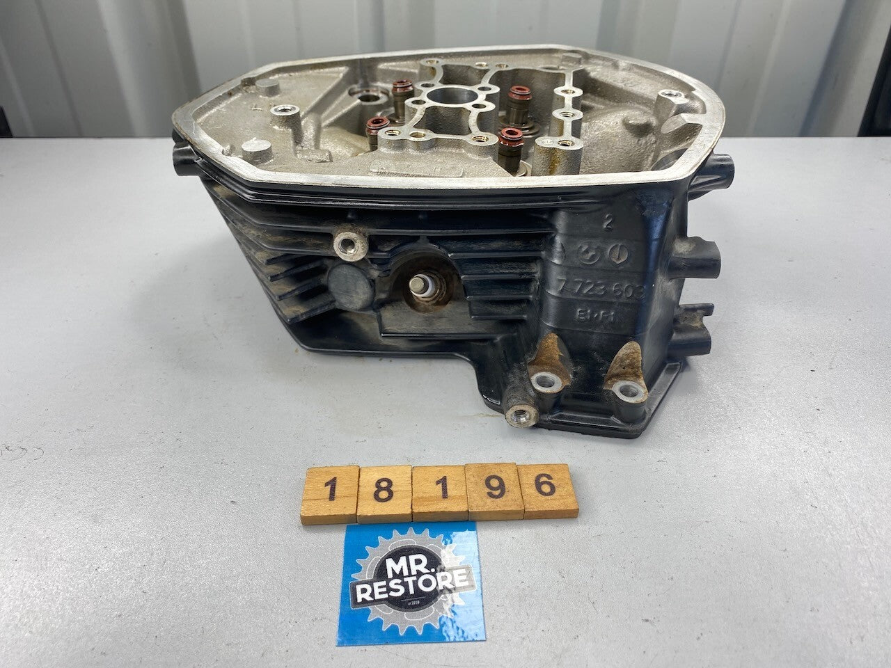 BMW R1200GS L/H Cylinder Head 7723603