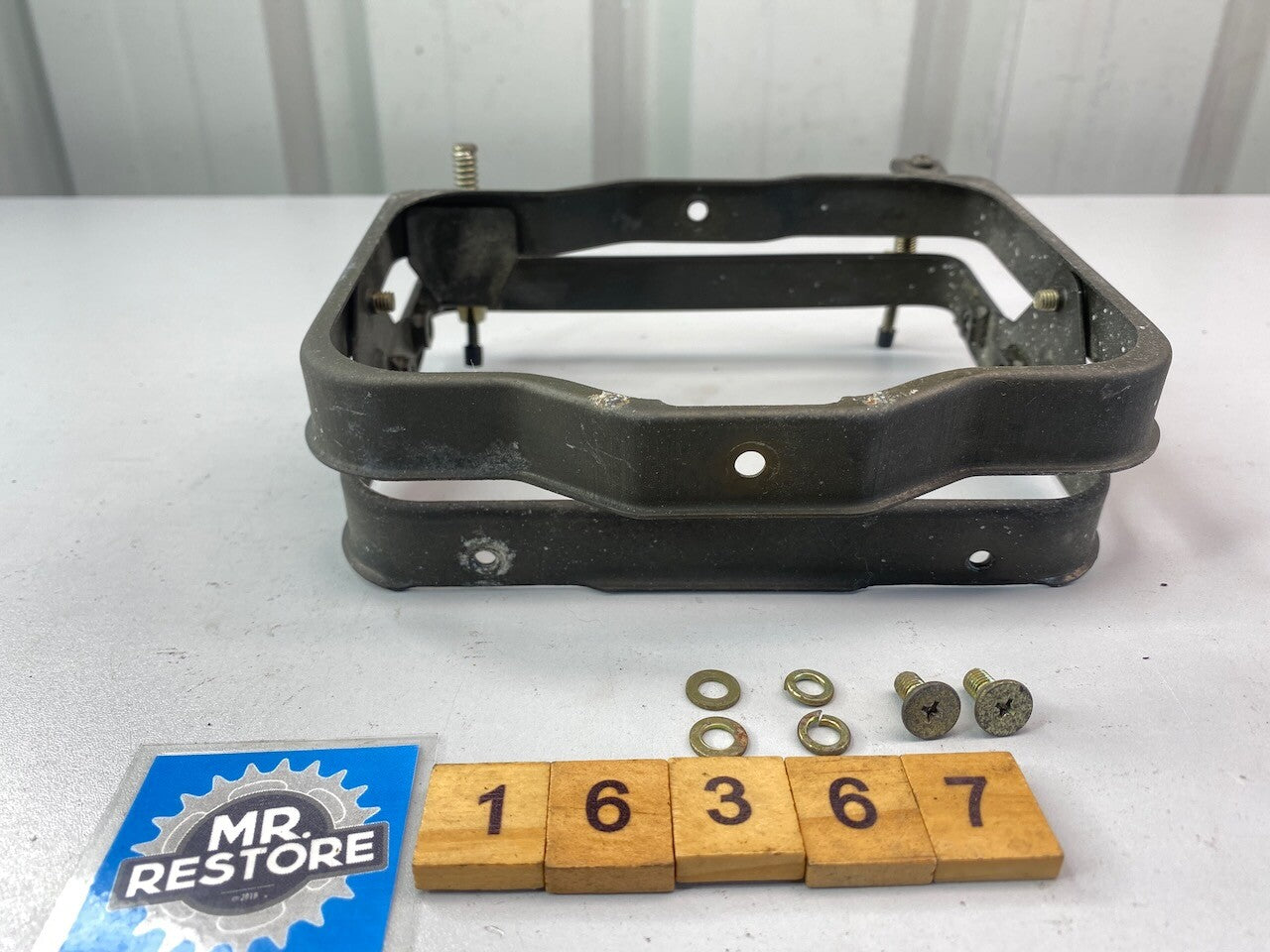 Suzuki RG250 (early model) Headlight Headlamp Frame & Screws