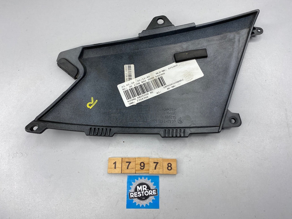 BMW R1200GS R/H Fuel Tank Cover 46637693434