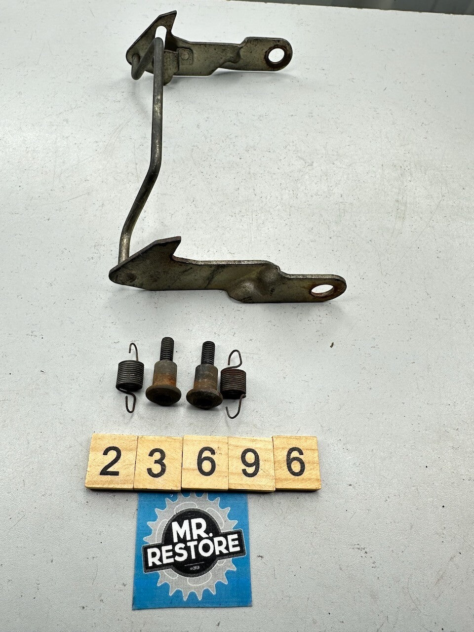 Kawasaki ZZR250 ZX250 EX250 Seat Lock Latch 49031-1058