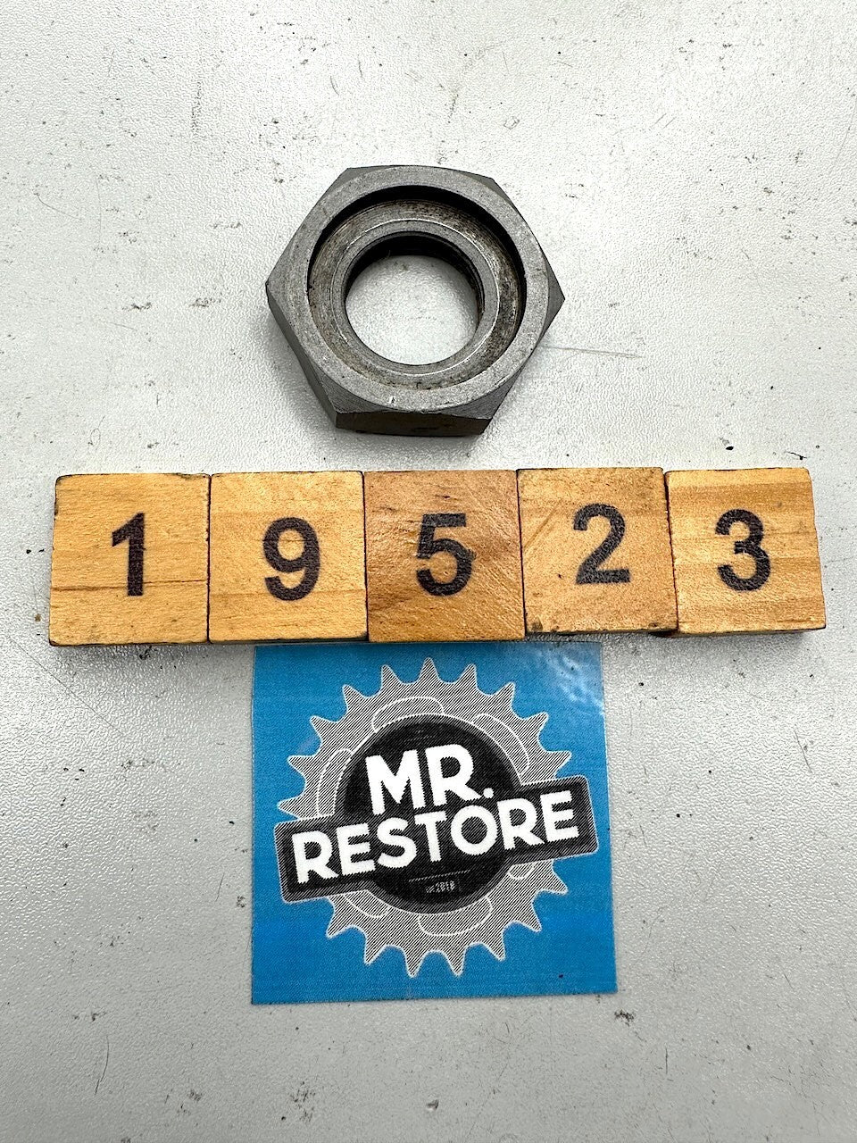 Yamaha RZ250 RZ350 RD350 RD250 YPVS Front Sprocket Nut 90179-18020