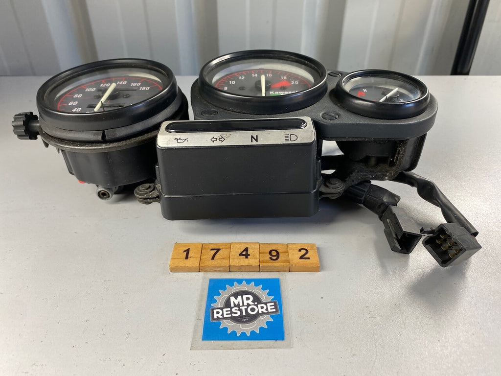 Kawasaki ZX2RC Dashboard Meters Instruments KMH -Tested