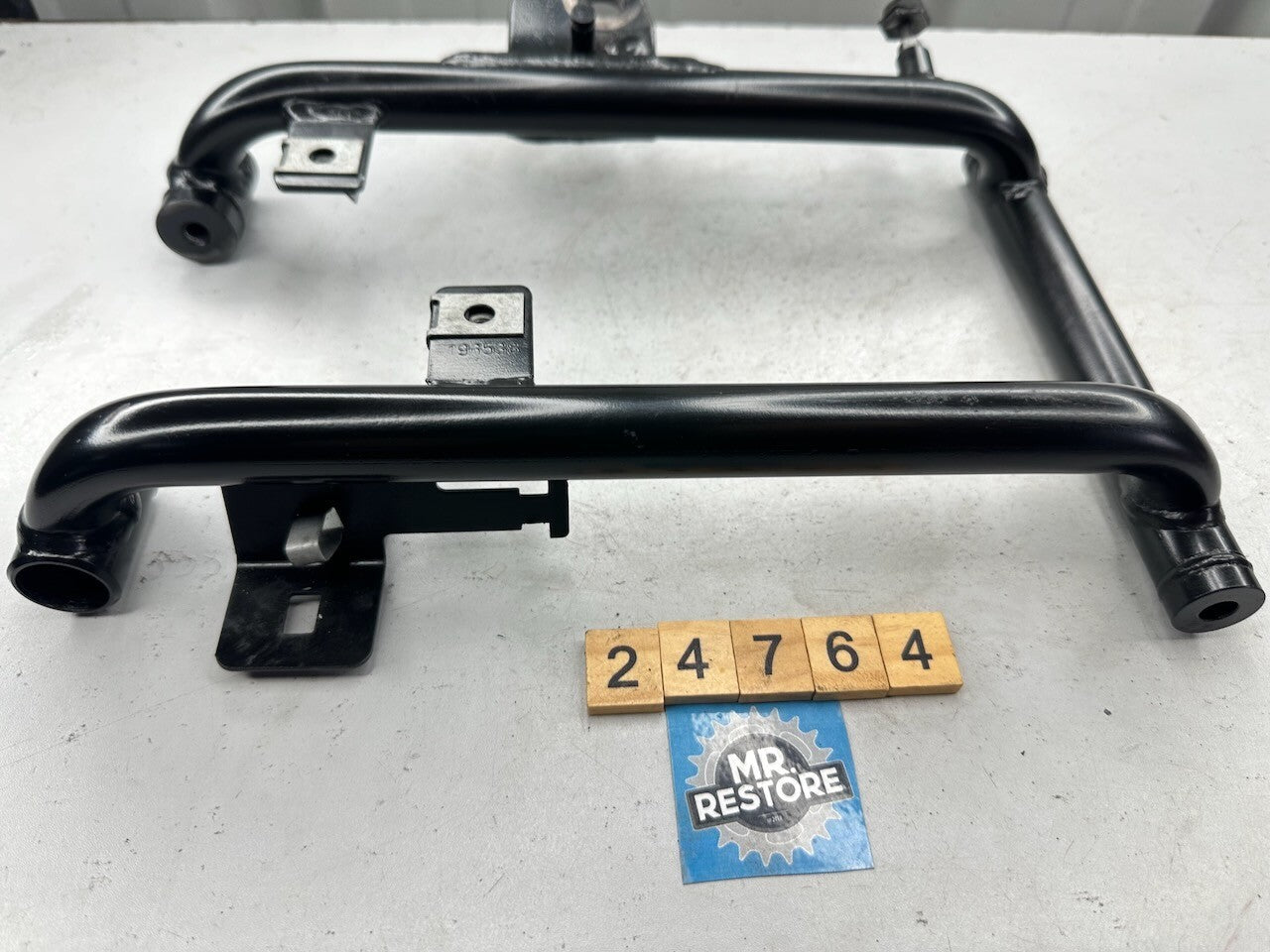 BMW G650GS 2008-16 F650GS 1999-07 Lower Frame Engine Support Mount 46537669900