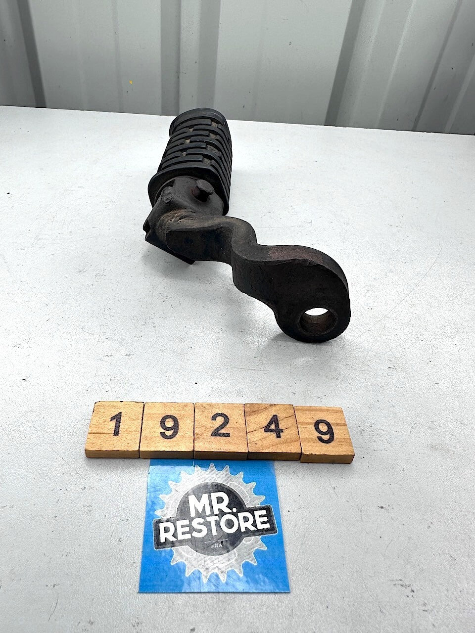 Yamaha XJ650 Turbo 1980-83 L/H Riders Foot Rest Peg 4K0-27410-00-R4