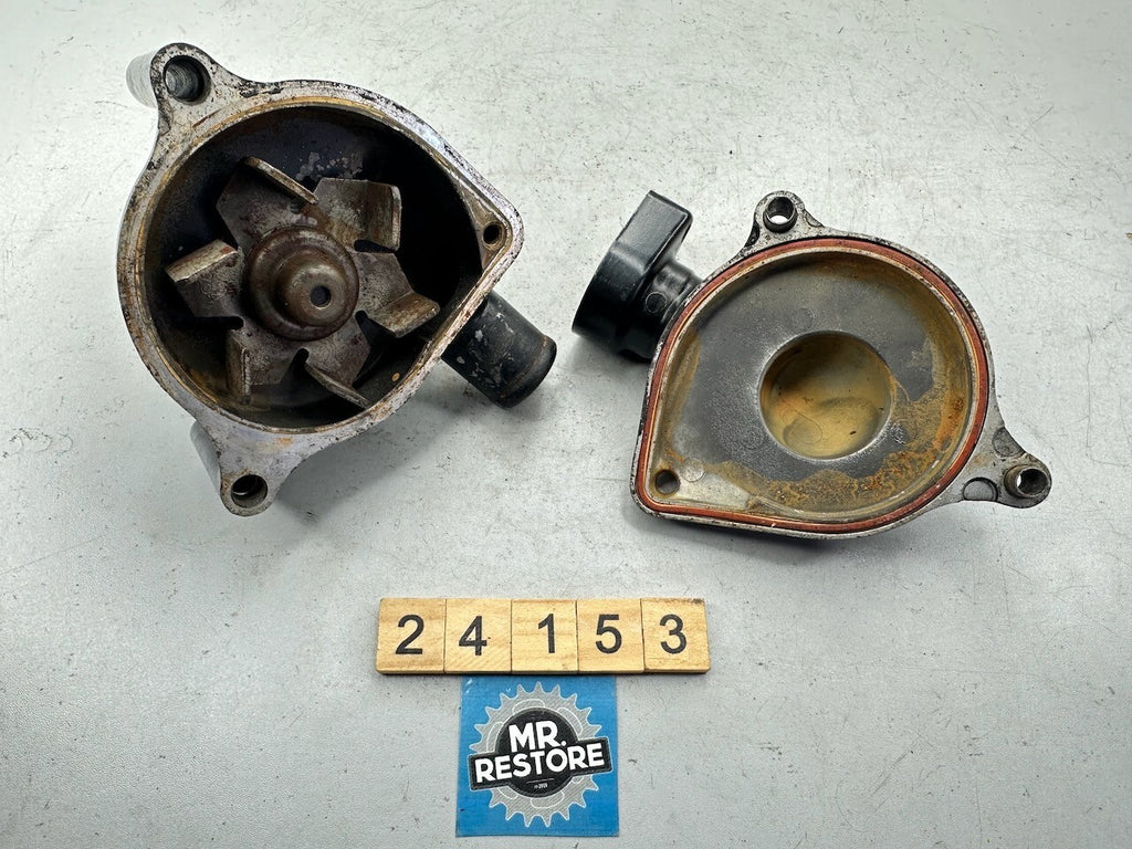 Triumph Daytona Speed Triple T300 Sprint Tiger Trident Trophy - Water Pump