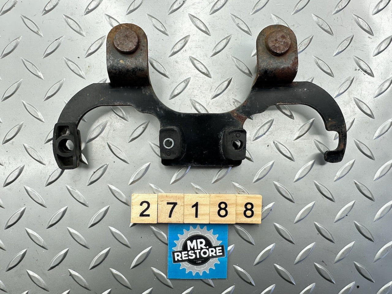 Suzuki SP370 SP400 Meters Clocks Bracket 34950-32400