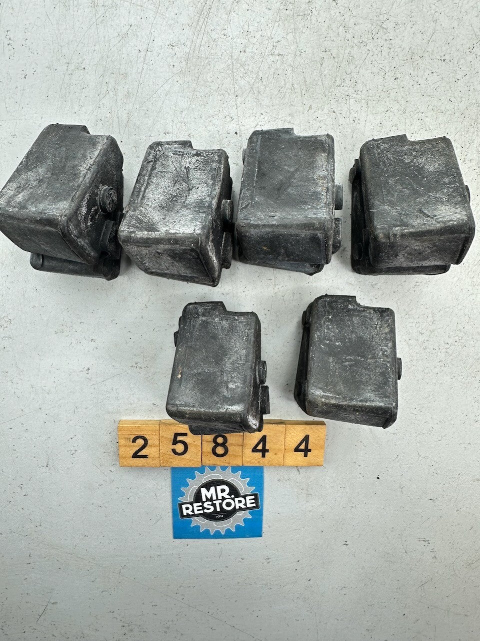 Yamaha TRX850 FZR600 1000 YZF1000 600 750 Cush Drive Rubbers x6 - 4FM-25364-00