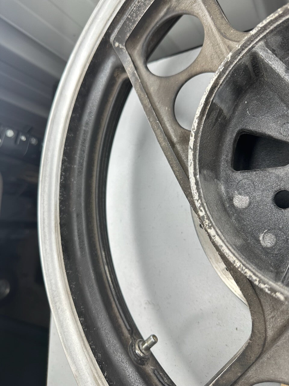 Yamaha XJ600 Front Wheel 18 x 2.50