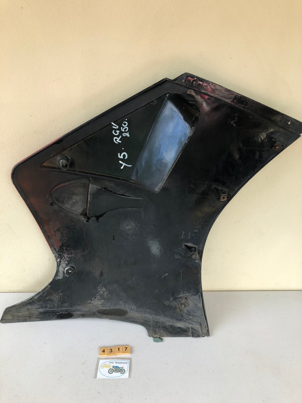 Suzuki RGV250 K L Side Panel 94481-12C00 L/H 1988-89