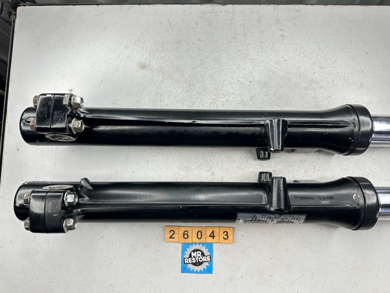 Kawasaki Z1300 KZ1300 '79-81' PaIr of Forks (Very good condition)