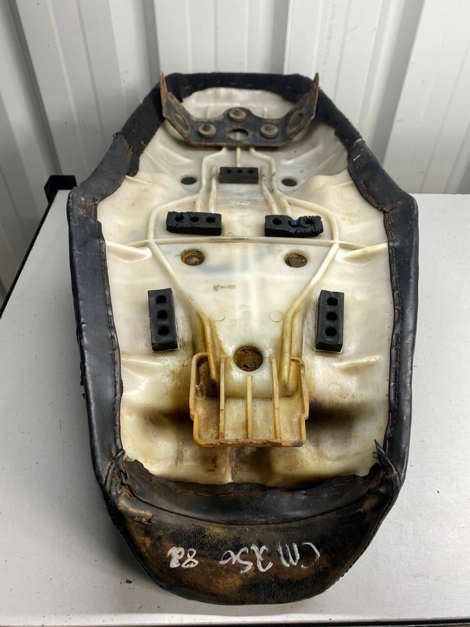 Honda CM250 Seat 1982 - Modified to Comply with QLD Single Seat Rego