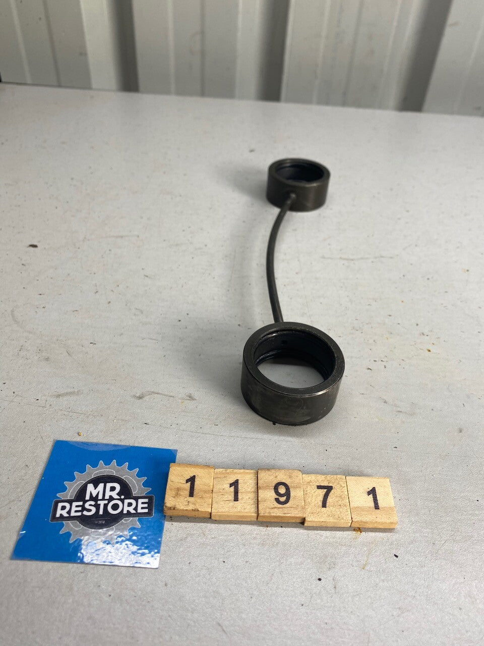 Kawasaki GPZ900R ZX900 GPZ750R Fork Oil Balancer assy.