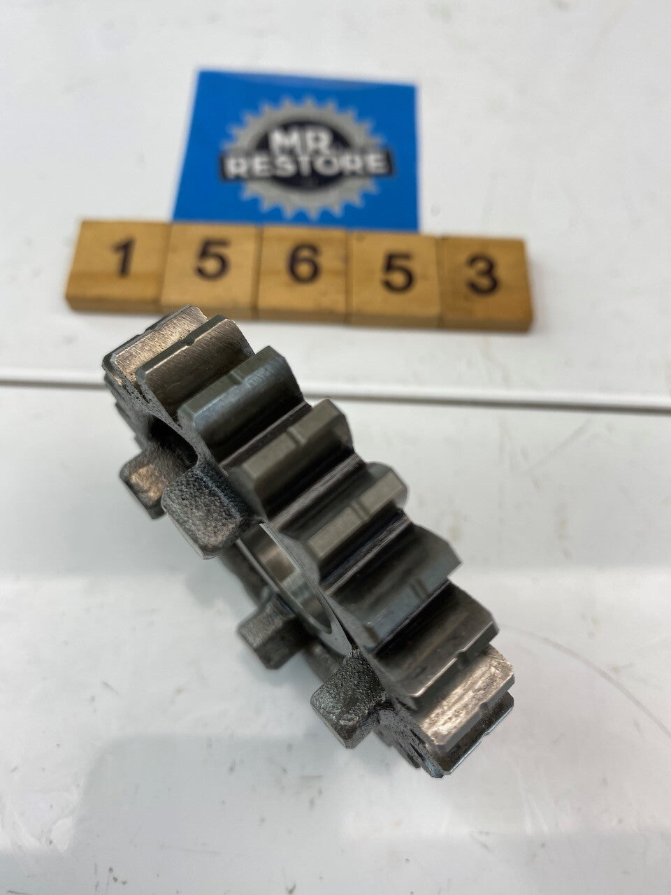 Suzuki RG250 - 6th Drive Gear 24261-16701