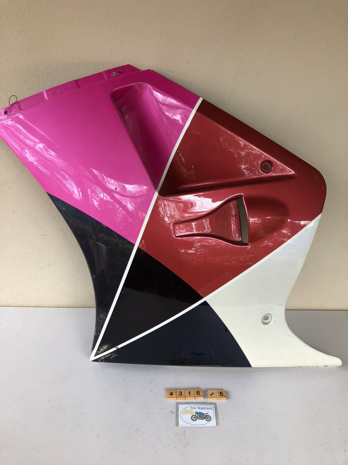Suzuki RGV250 K L Side Panel 94481-12C00 L/H 1988-89 - 5 Available