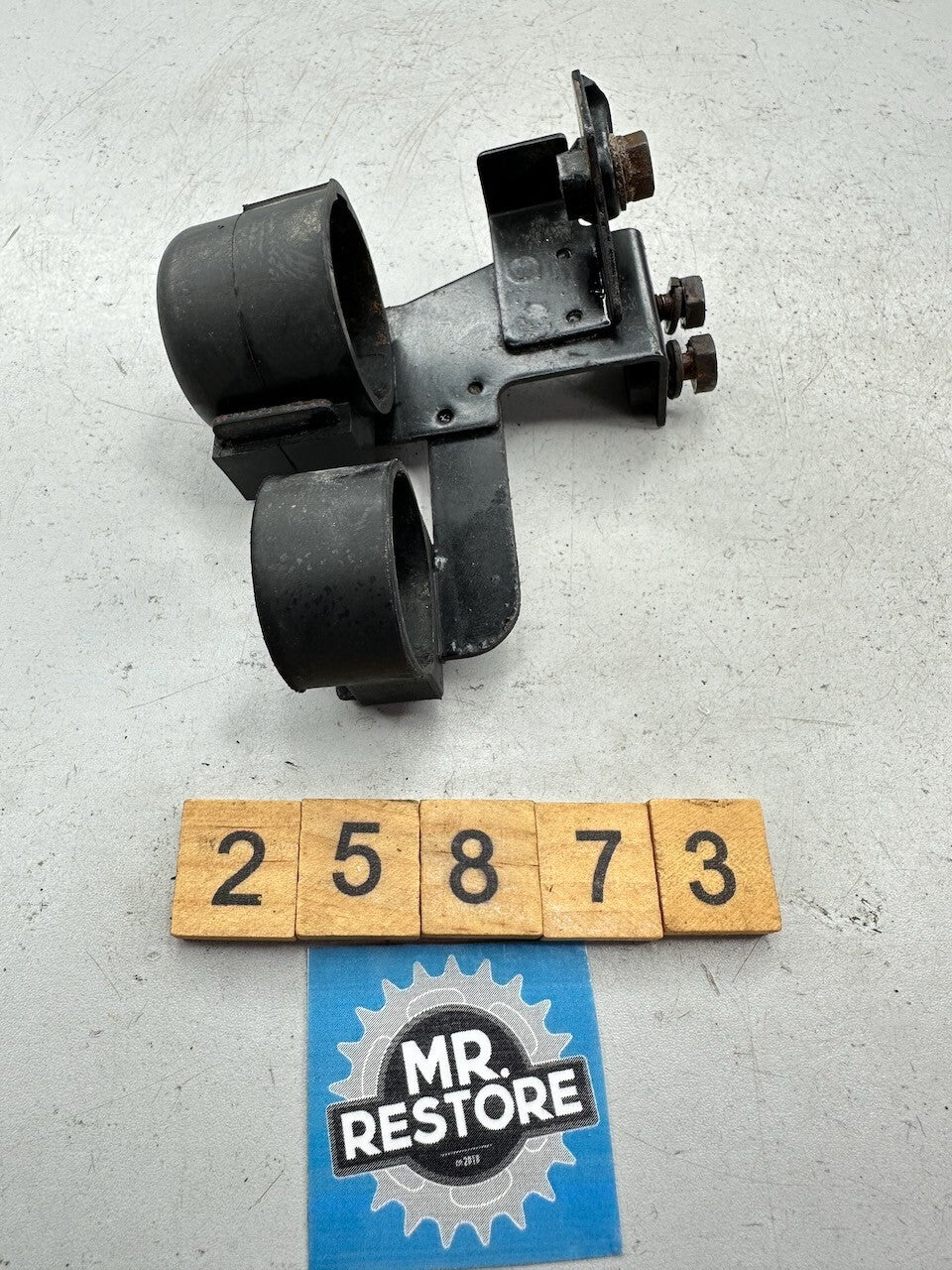 Kawasaki Z1300 KZ1300 Starter Solenoid Bracket 11034-1316