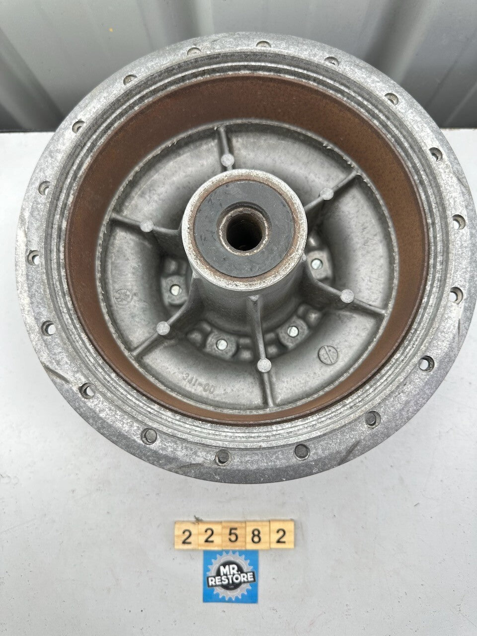 Yamaha TX750A 1973 Rear Wheel Hub