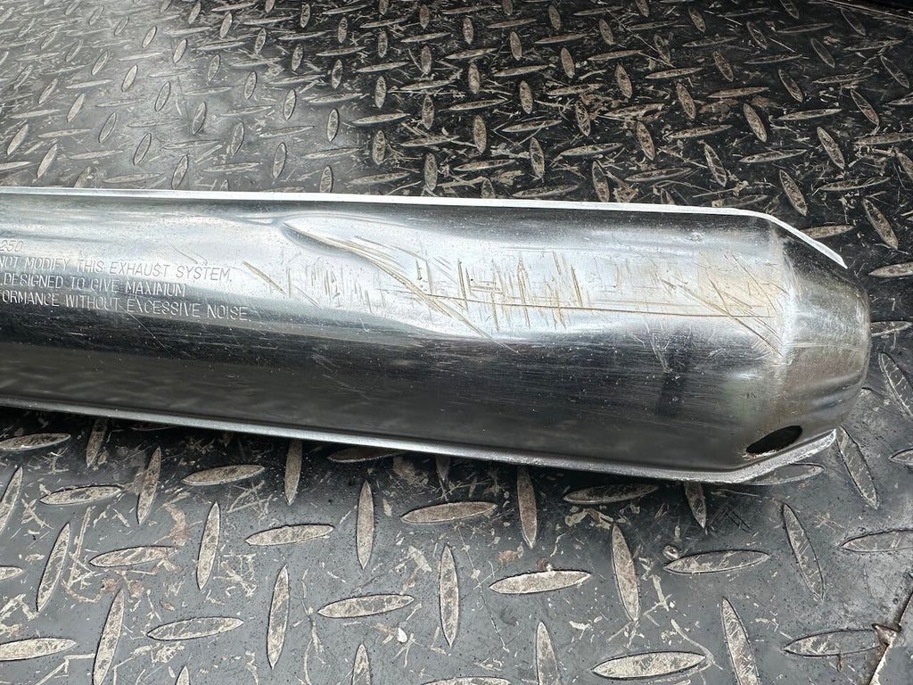 Suzuki GT250 L/H Exhaust Pipe Silencer Muffler & Baffle