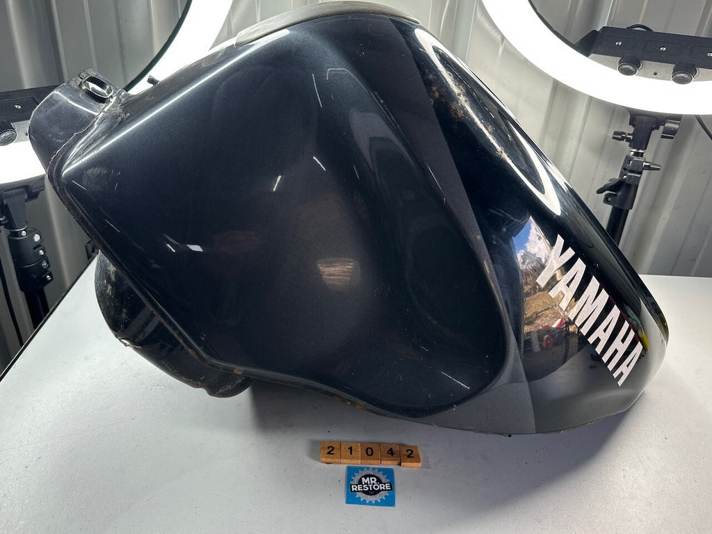 Yamaha FZR1000 EXUP 1990 to 1995 Fuel Tank & Mount