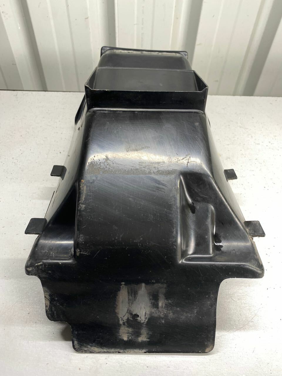 Kawasaki GPZ1000RX ZX1000 Rear Fender Guard 1986-88 - 35023-1137