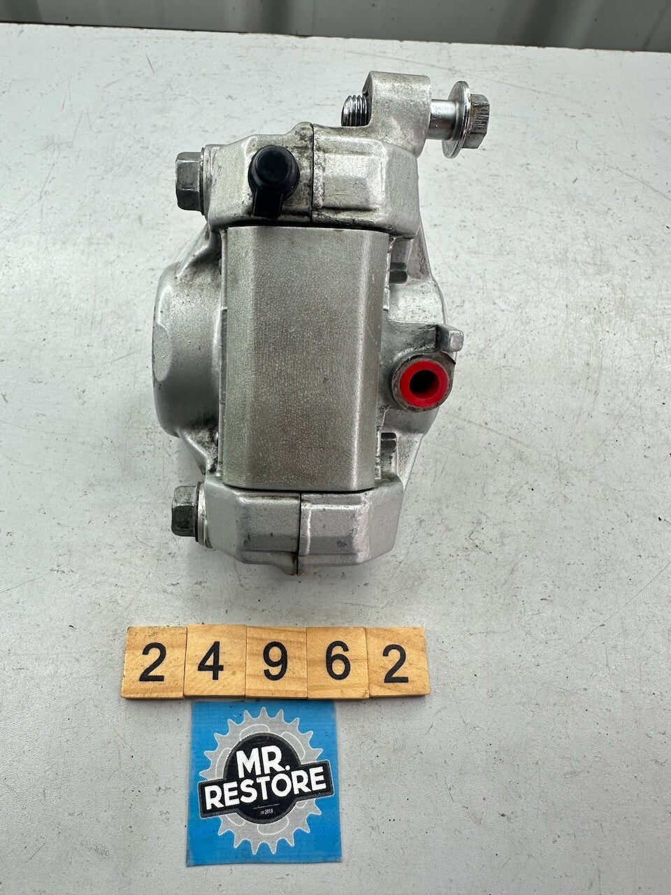 Yamaha V-Max 1200 VMX12 '85-92' Front Right Brake Caliper (new seals)