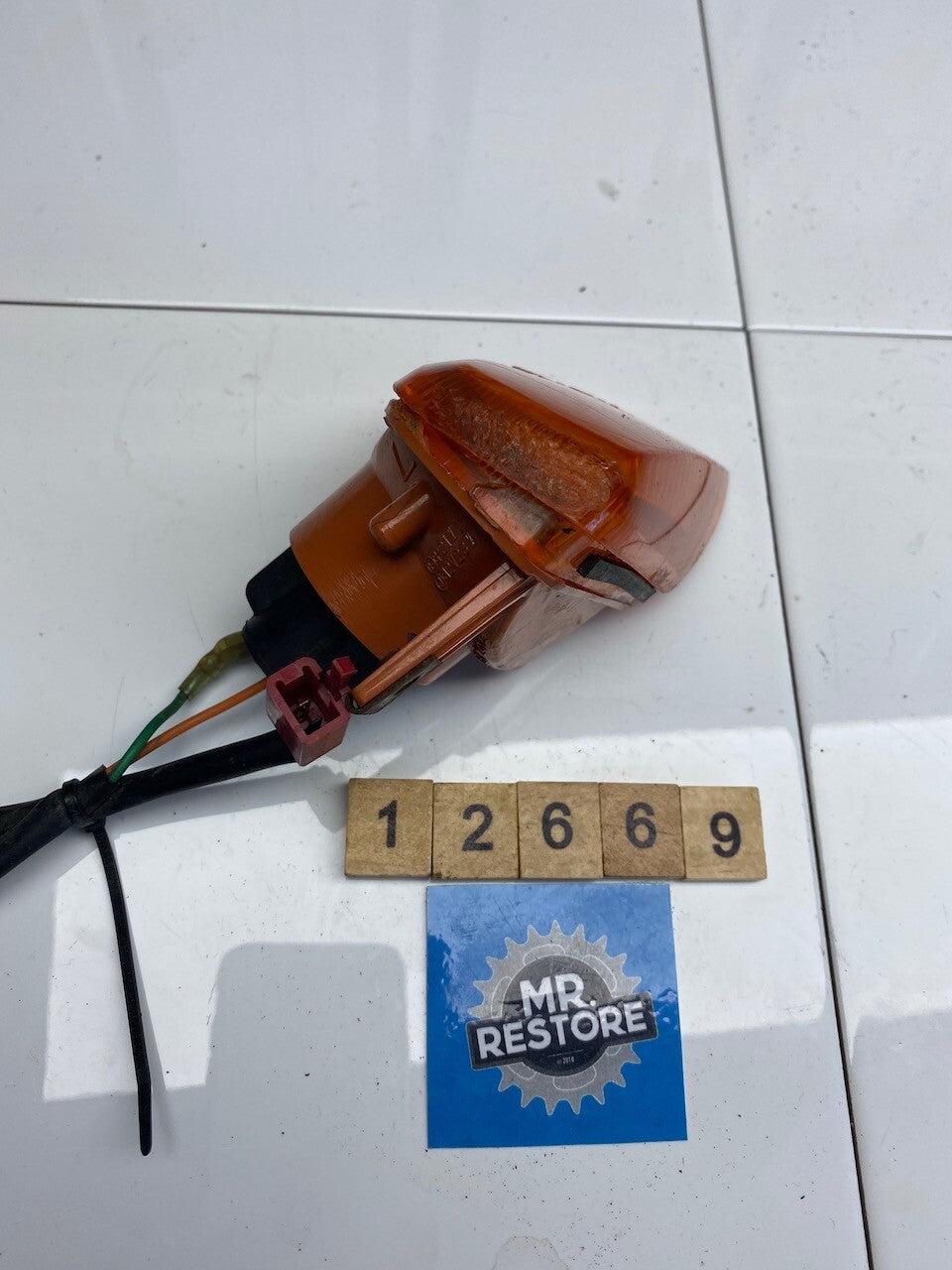 Honda VFR750 L/H Rear Indicator with Original Stanley Lens 
