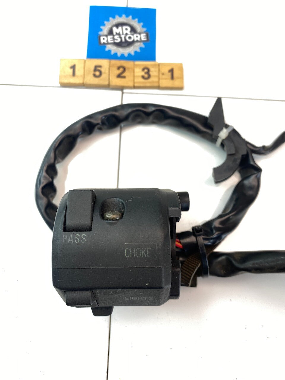 Kawasaki GPX250 L/H Handle Bar Switch & Choke Lever - Hi Lo Turn Horn