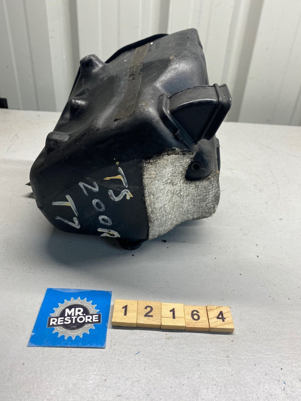Suzuki TS200R Air Box Air Cleaner