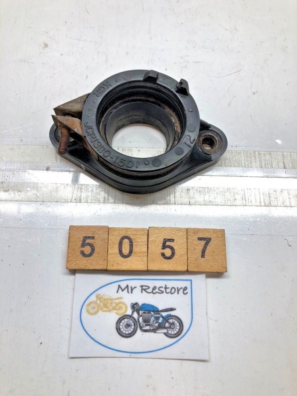 Suzuki DR250 S Carb Holder Inlet Manifold and Clip OEM 13101-15D10