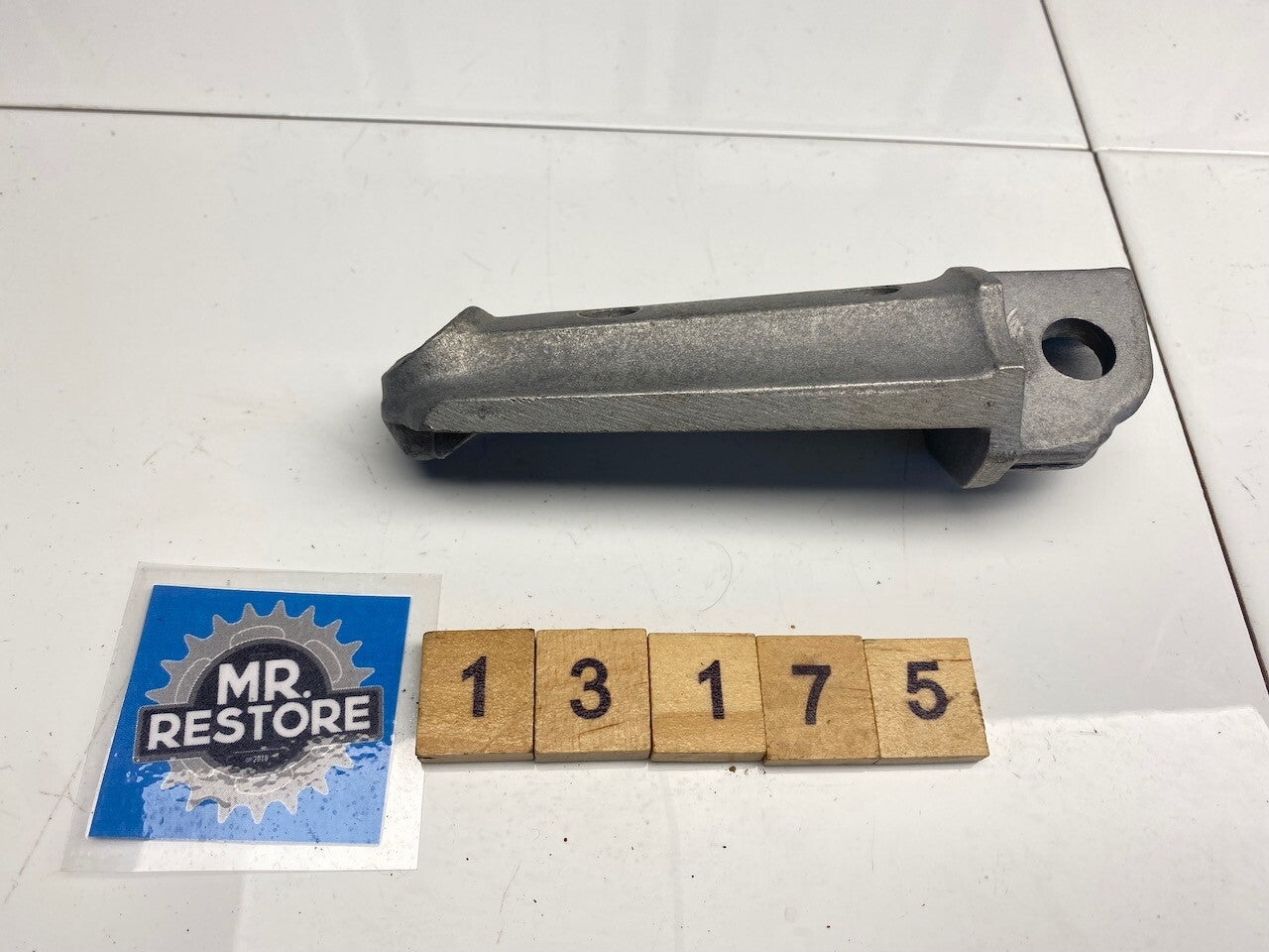 Kawasaki GPZ900R ZX900 Front RH Front Step Foot Rest 34028-1120