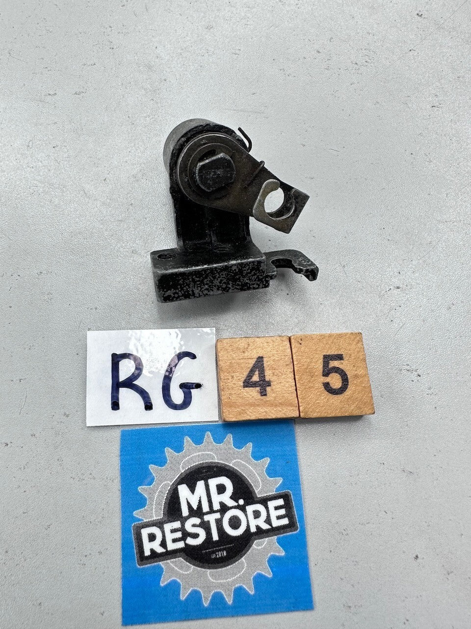Suzuki RG500 GS500 GSX750 TS50 Fuel Tank Lock (no key) 95700-13600