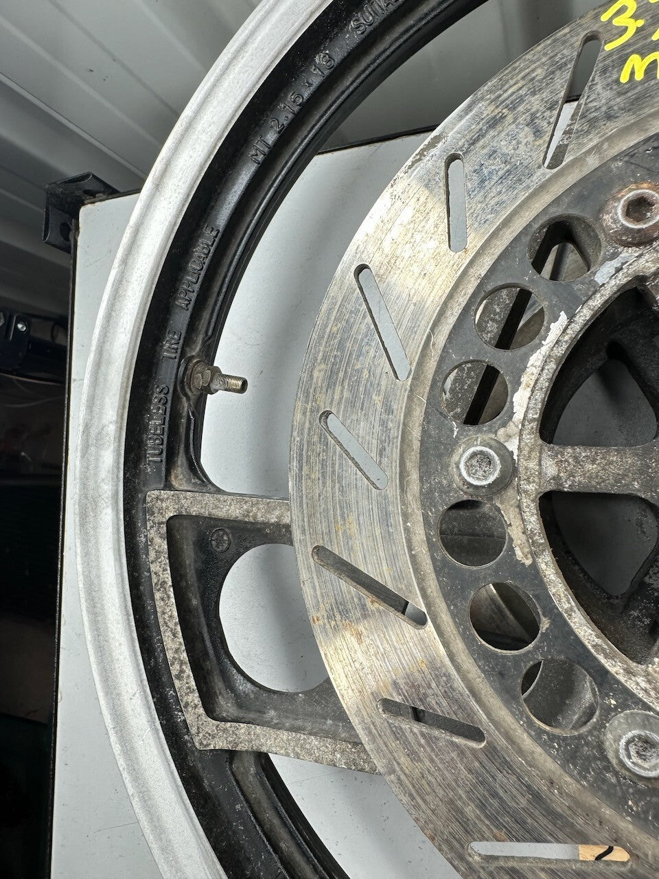 Yamaha XJ600 18 x 2.15 Front Alloy Wheel