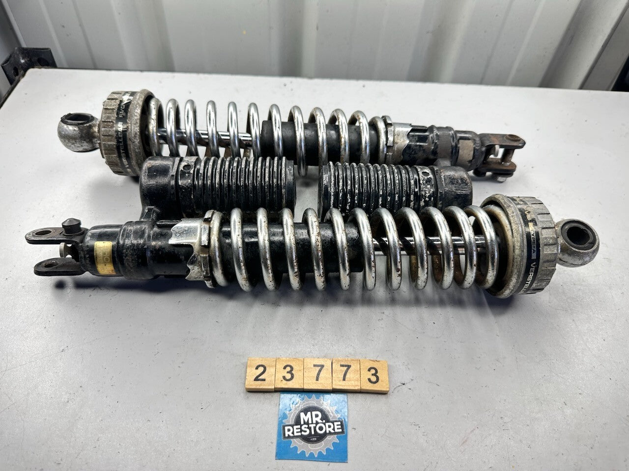 Honda CB900 Boldor Rear Shock Absorbers 52400-438-671