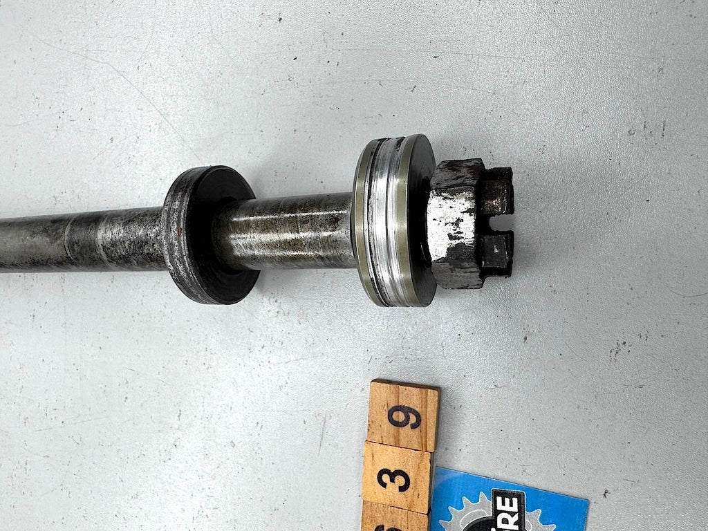 Yamaha FJ1200 FJ1100 Rear Wheel Axle Inc. Spacers & Nut 36Y-25381