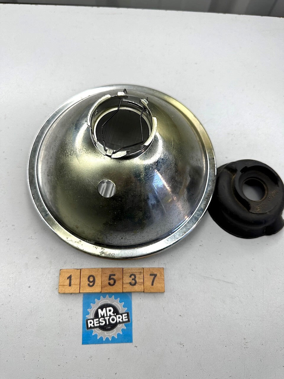 Yamaha RZ250 RZ350 RD350 RD250 YPVS Headlight (NOT OEM unknown manufacturer)