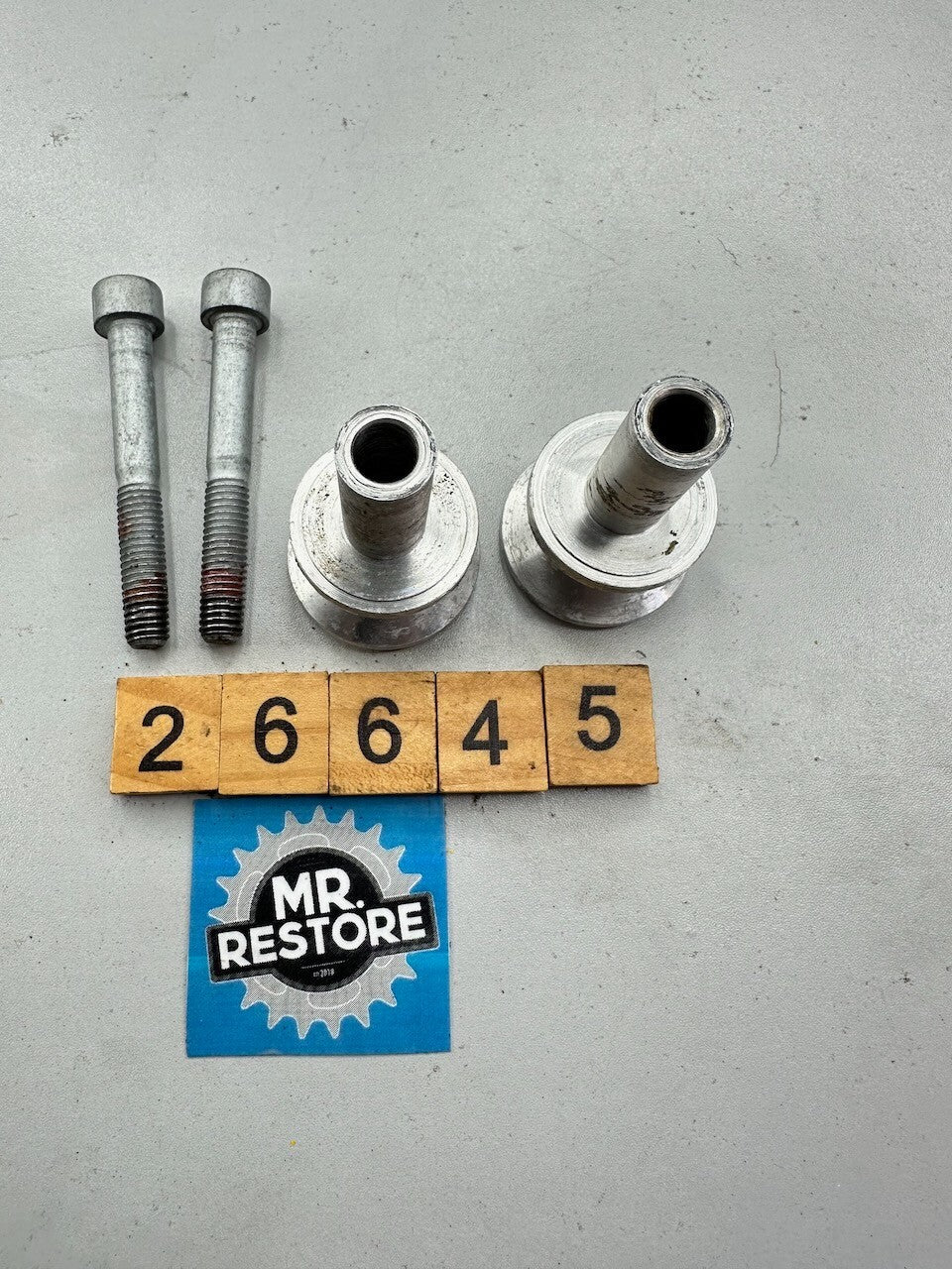BMW K1200S '03-08' K1300S K1300R K1200R Pair Fuel Tank Mount Pins 16117675412