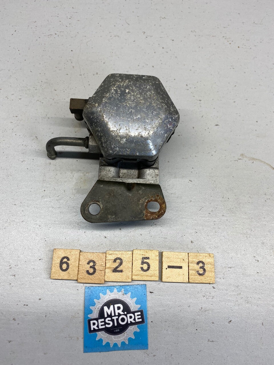 Yamaha XV250 Virago Mikuni Fuel Petcock Valve OEM 3DM-13910-00
