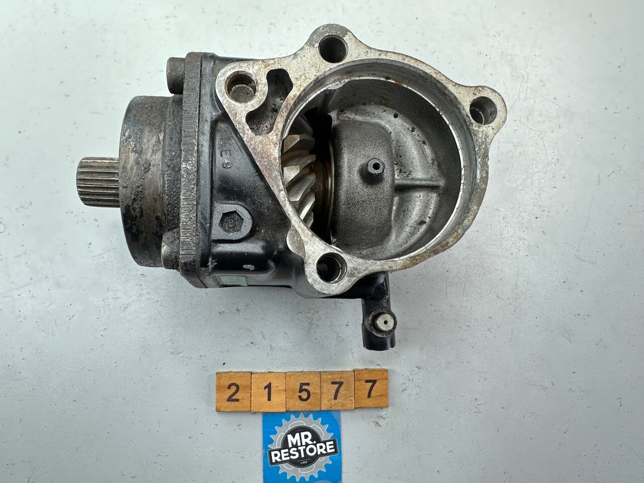 Honda XLV750 1983 Drive Shaft Camden Gear Housing Case 21200-MG7