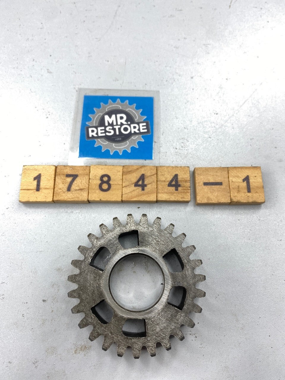 Yamaha SR500 SR400 XT500 TT500 Transmission 5th Pinion Gear 583-17151-01