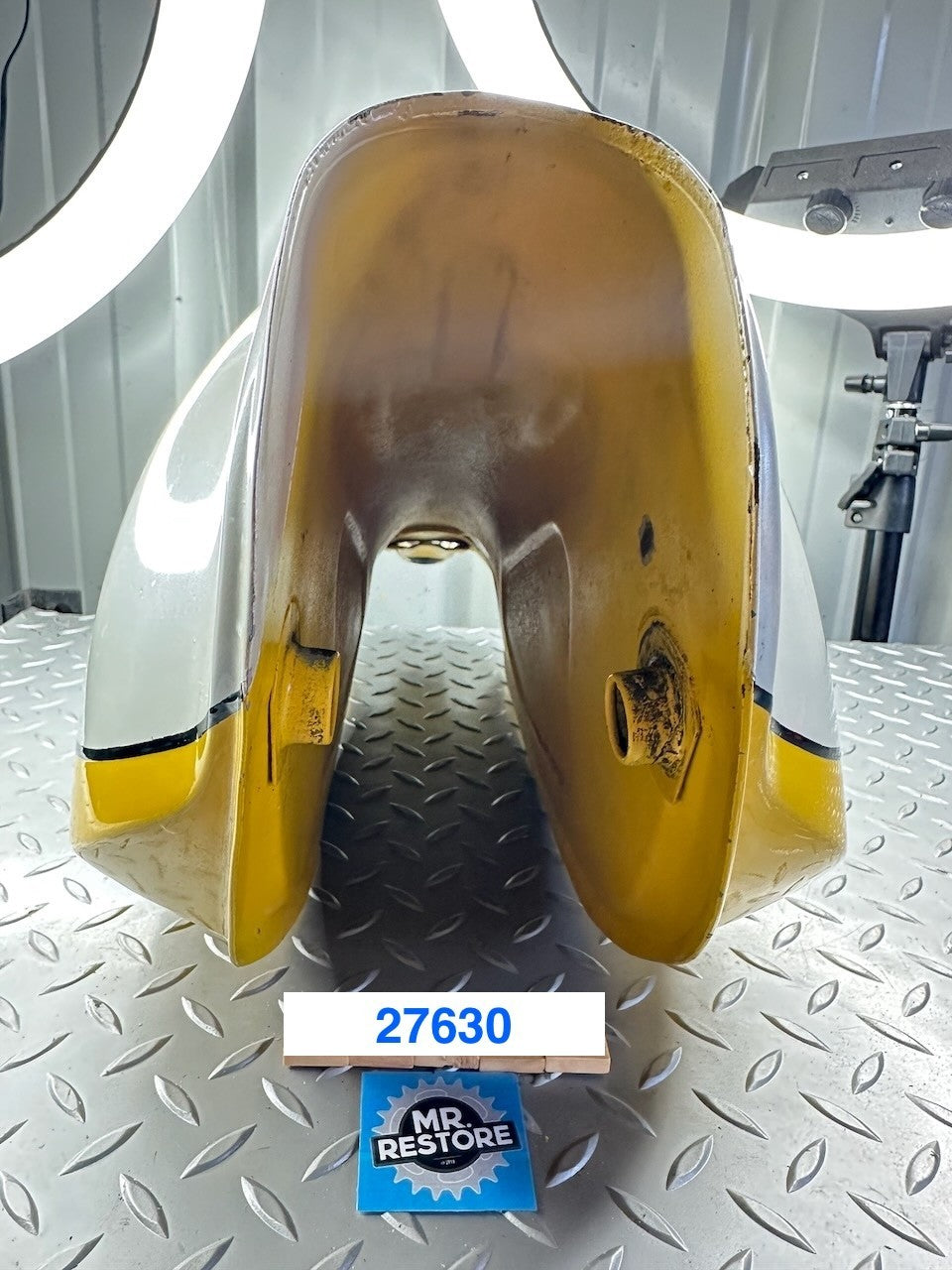 Yamaha TY250 A OEM Fuel Tank (Very clean and solid)