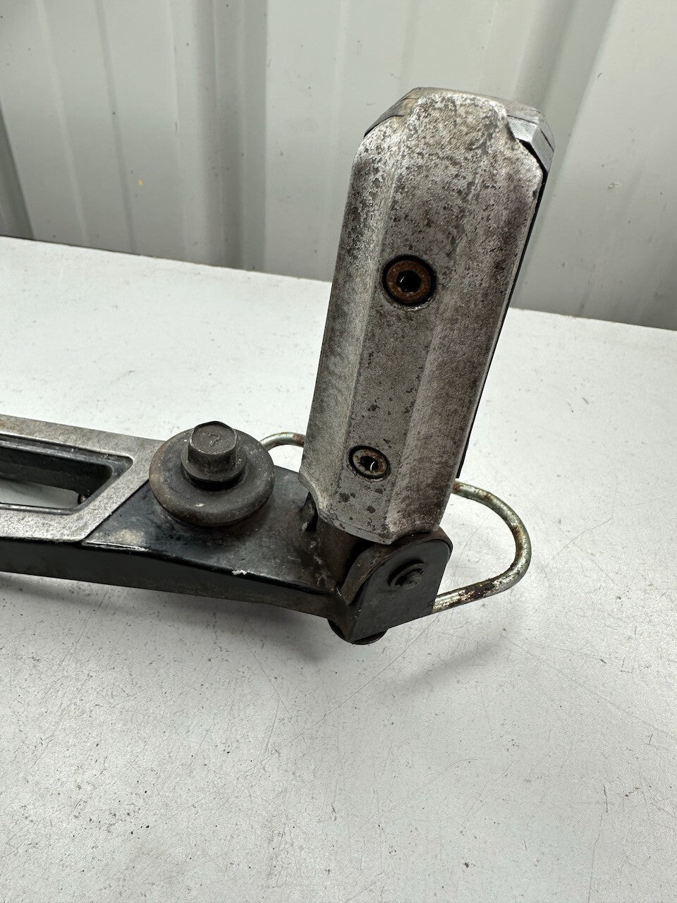 Kawasaki GPZ1000RX ZX1000 1986-88 Left Muffler Stay Foot Rest Bracket