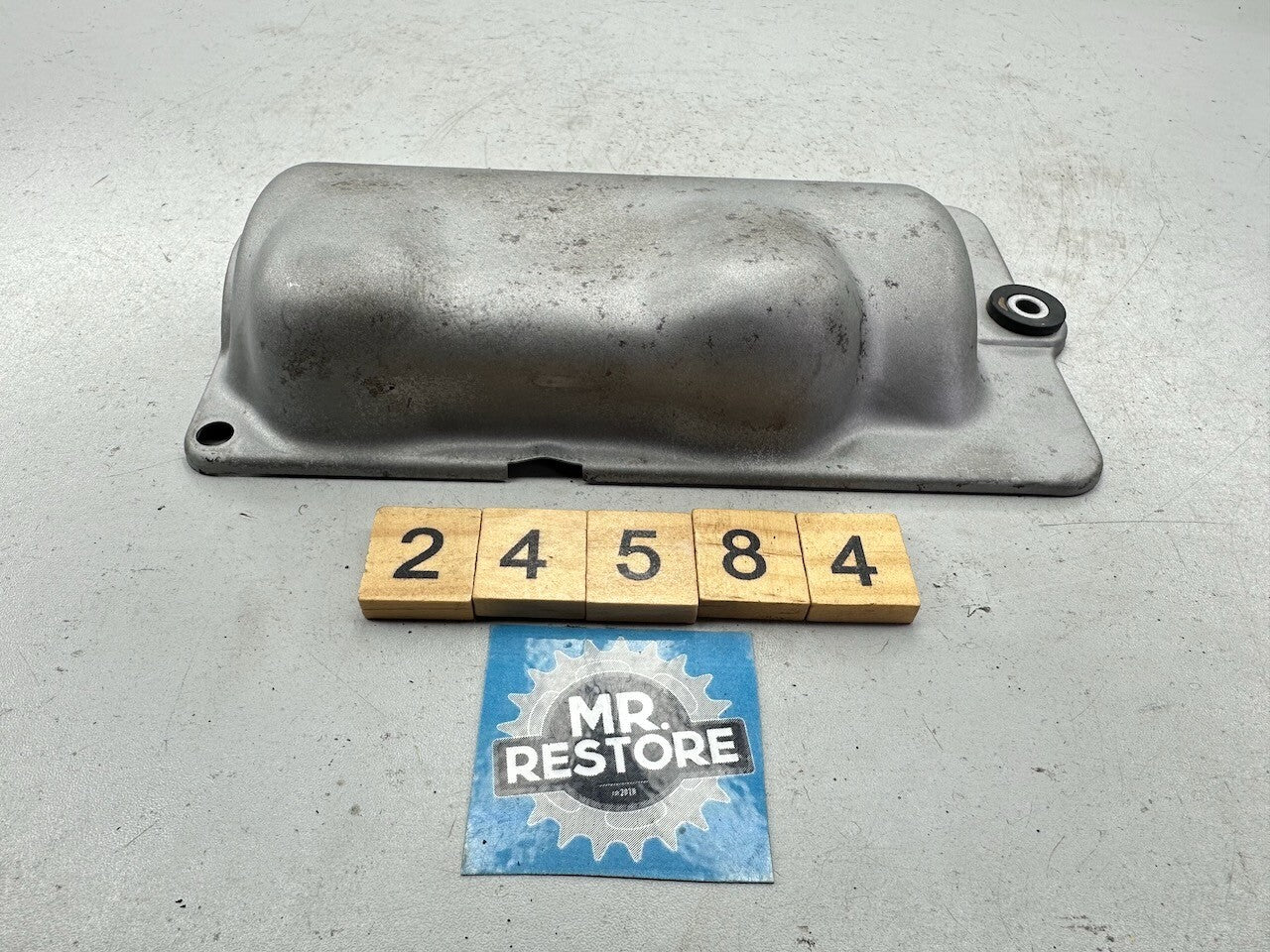 Suzuki GR650 '83-84' Starter Motor Cover 11382-15501