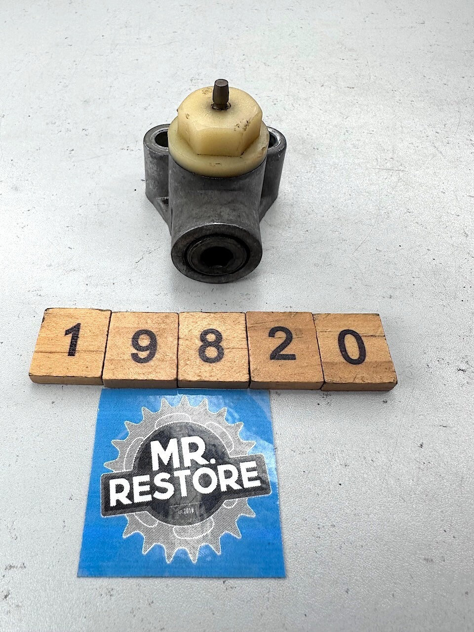 Kawasaki KZ1100 Z1100 1983 Oil Pressure Sensor Switch & Housing