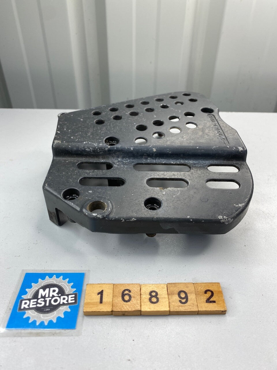Suzuki GSXR750 J K L Engine Sprocket Cover 11361-17C0 or 11361-17C02